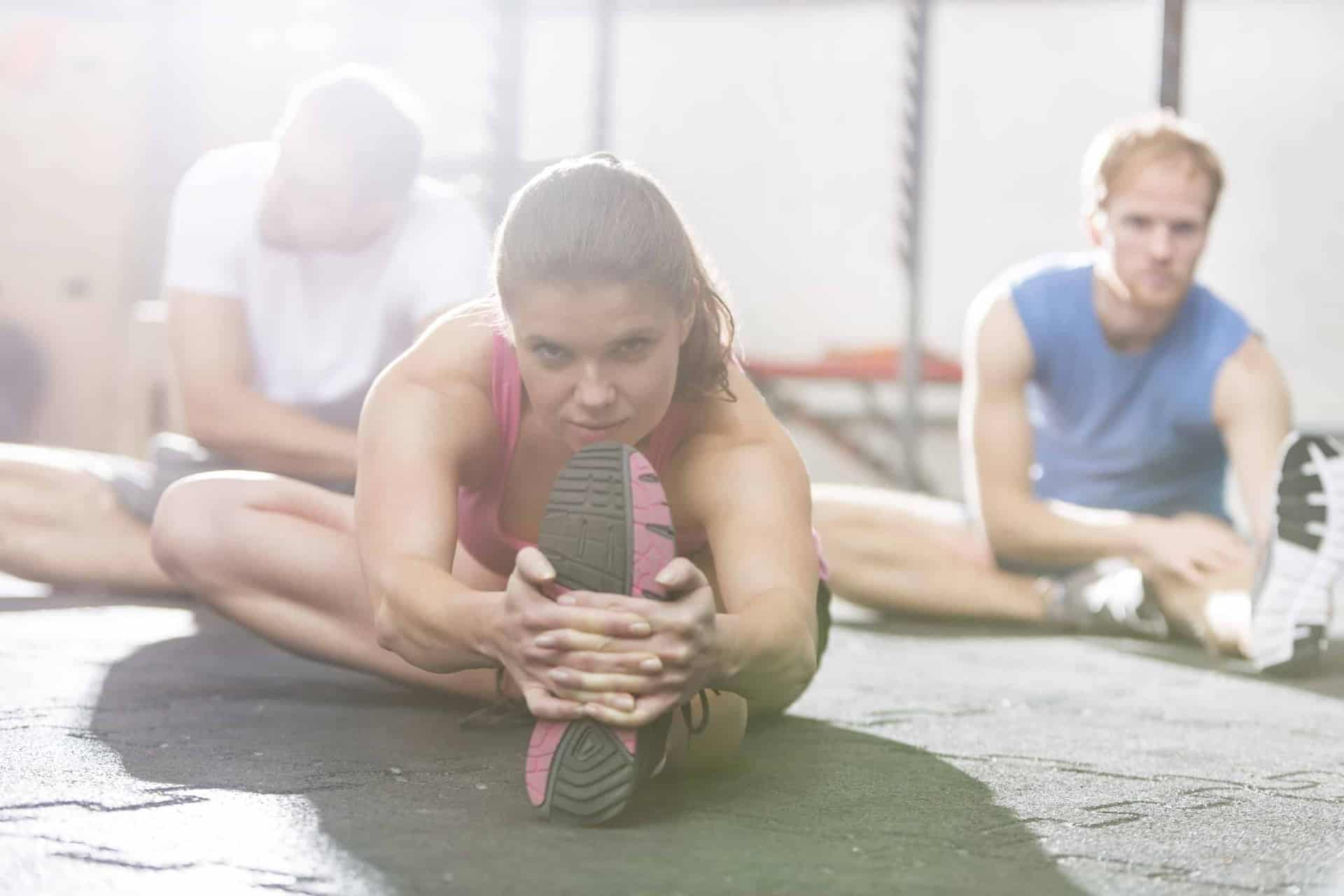 Stretching, of strekken. Hoe moet ik rekken? Effecten en correcte ...